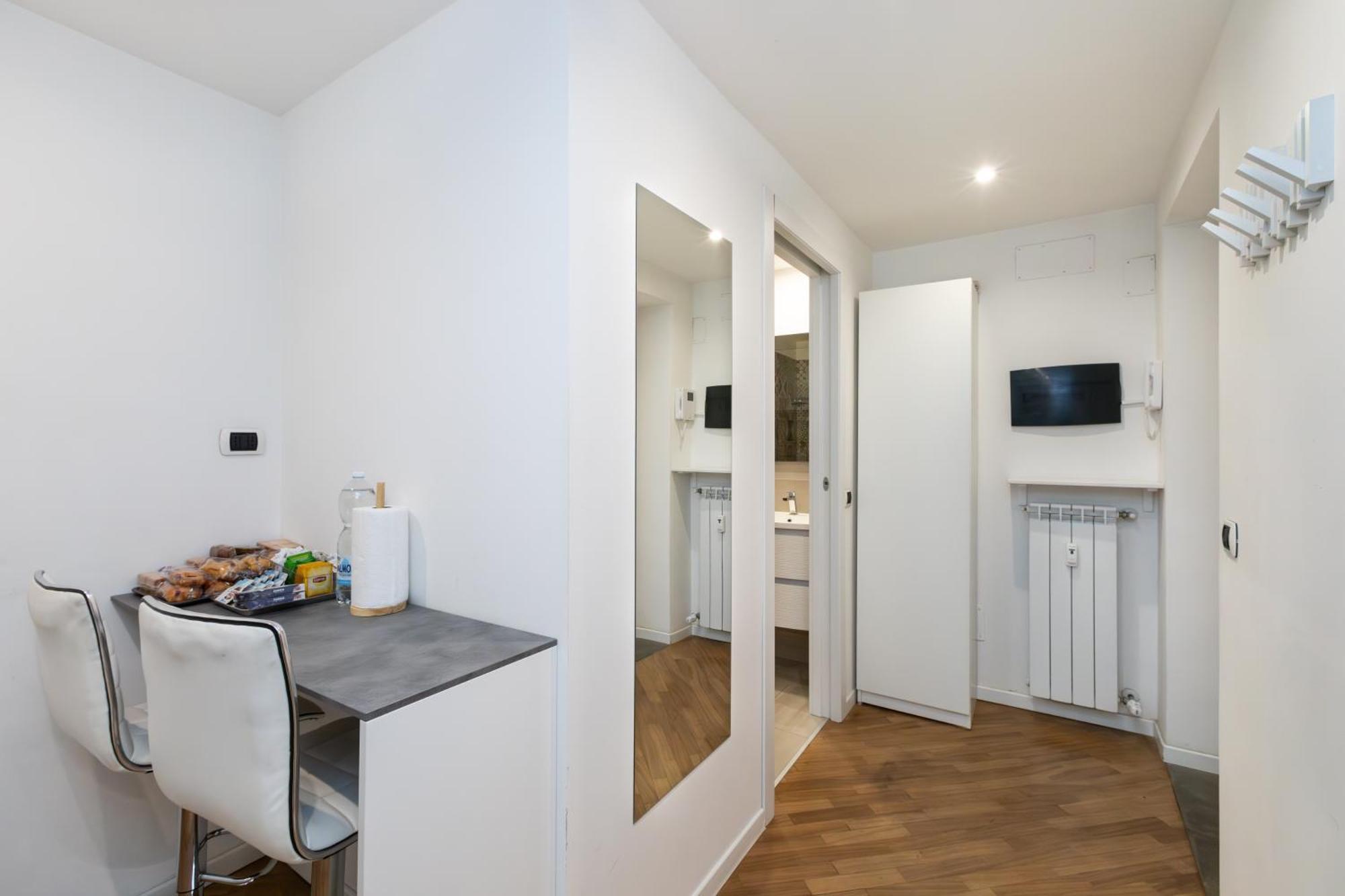 5 Nirone Center Appartamento Milano