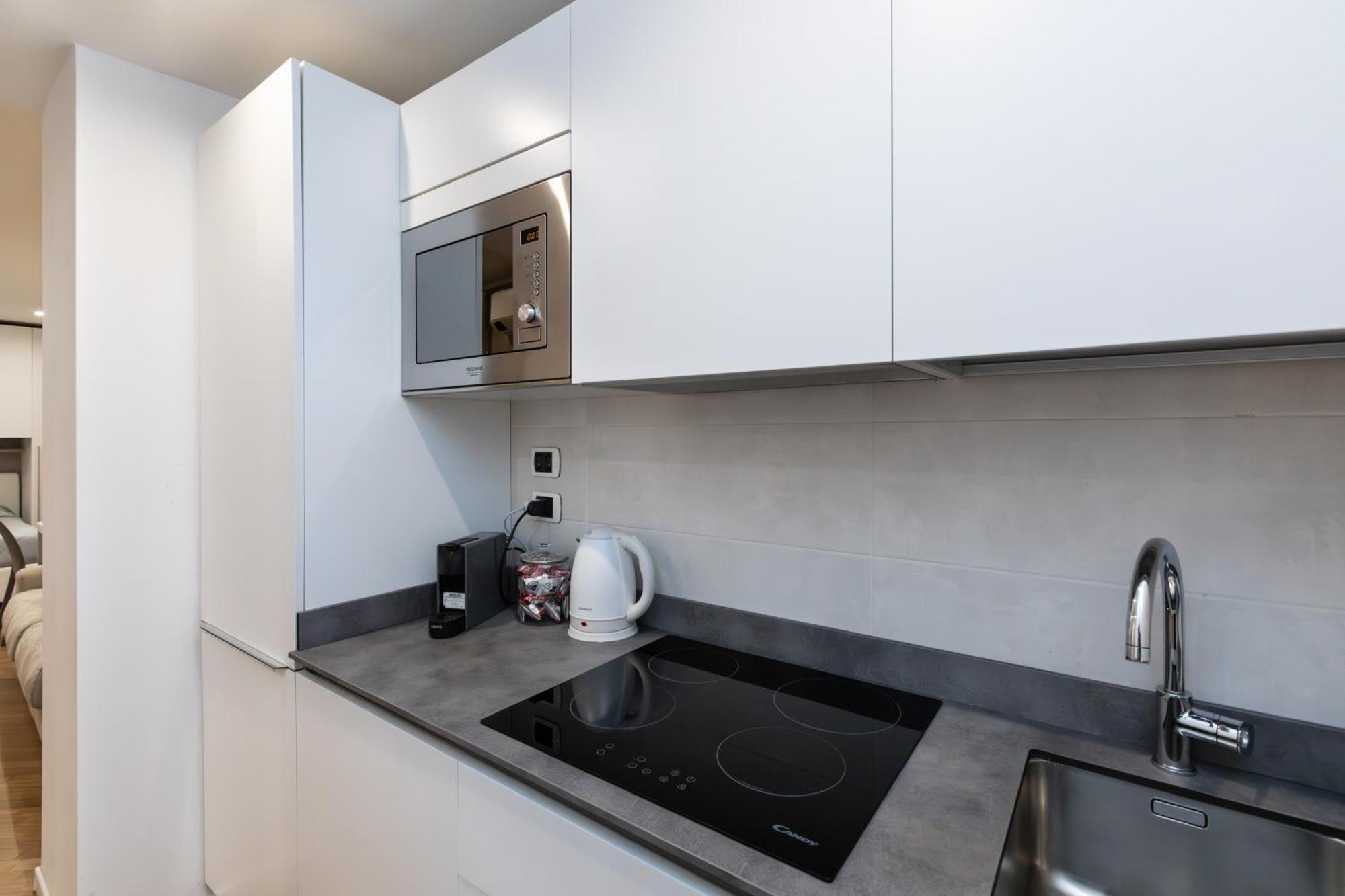 5 Nirone Center * Milaan